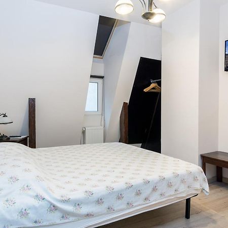 House 54 Hotel Brasov Bagian luar foto