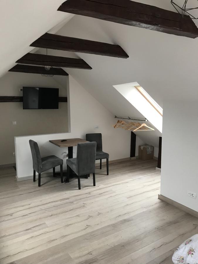 House 54 Hotel Brasov Bagian luar foto