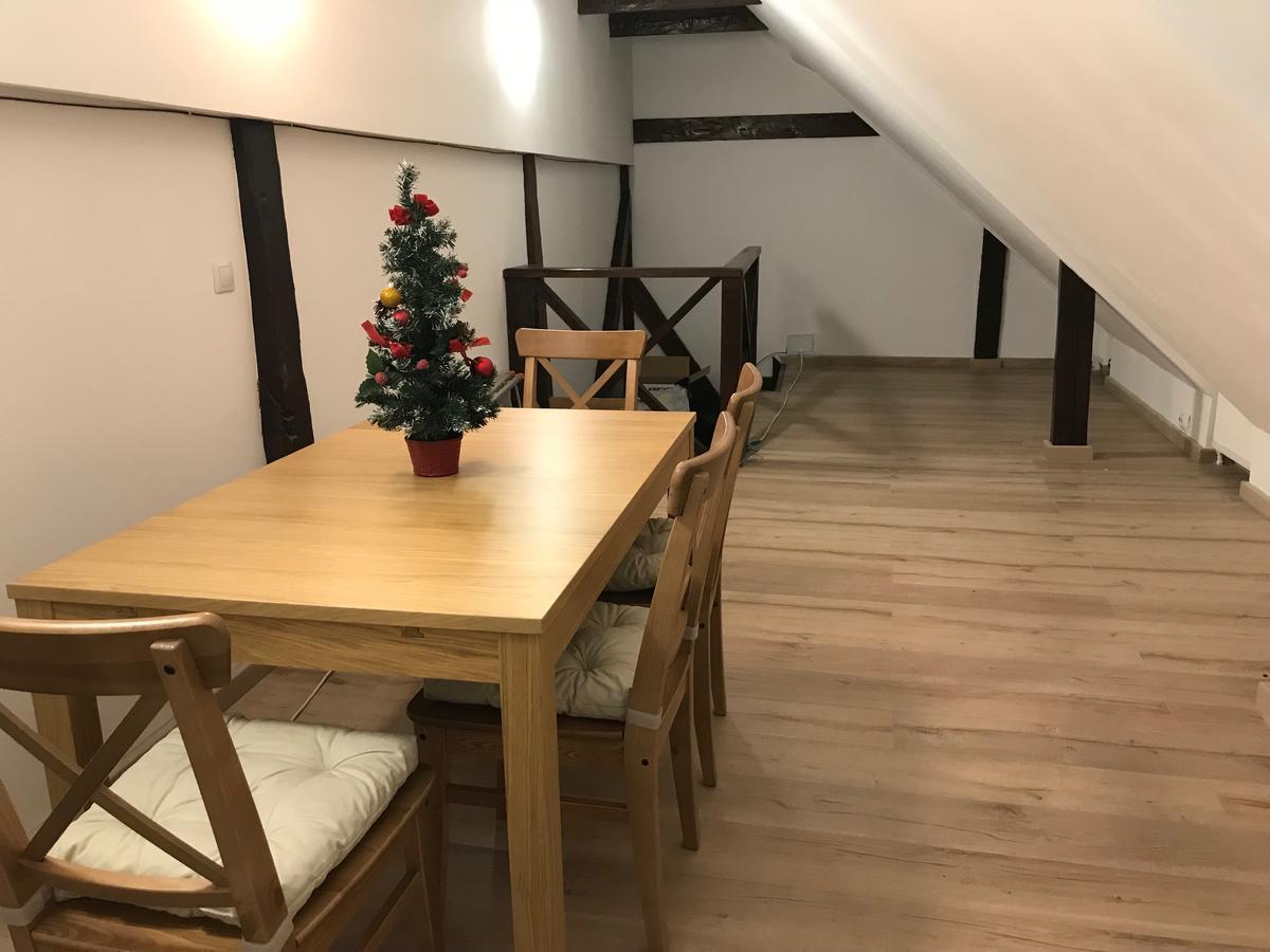 House 54 Hotel Brasov Bagian luar foto