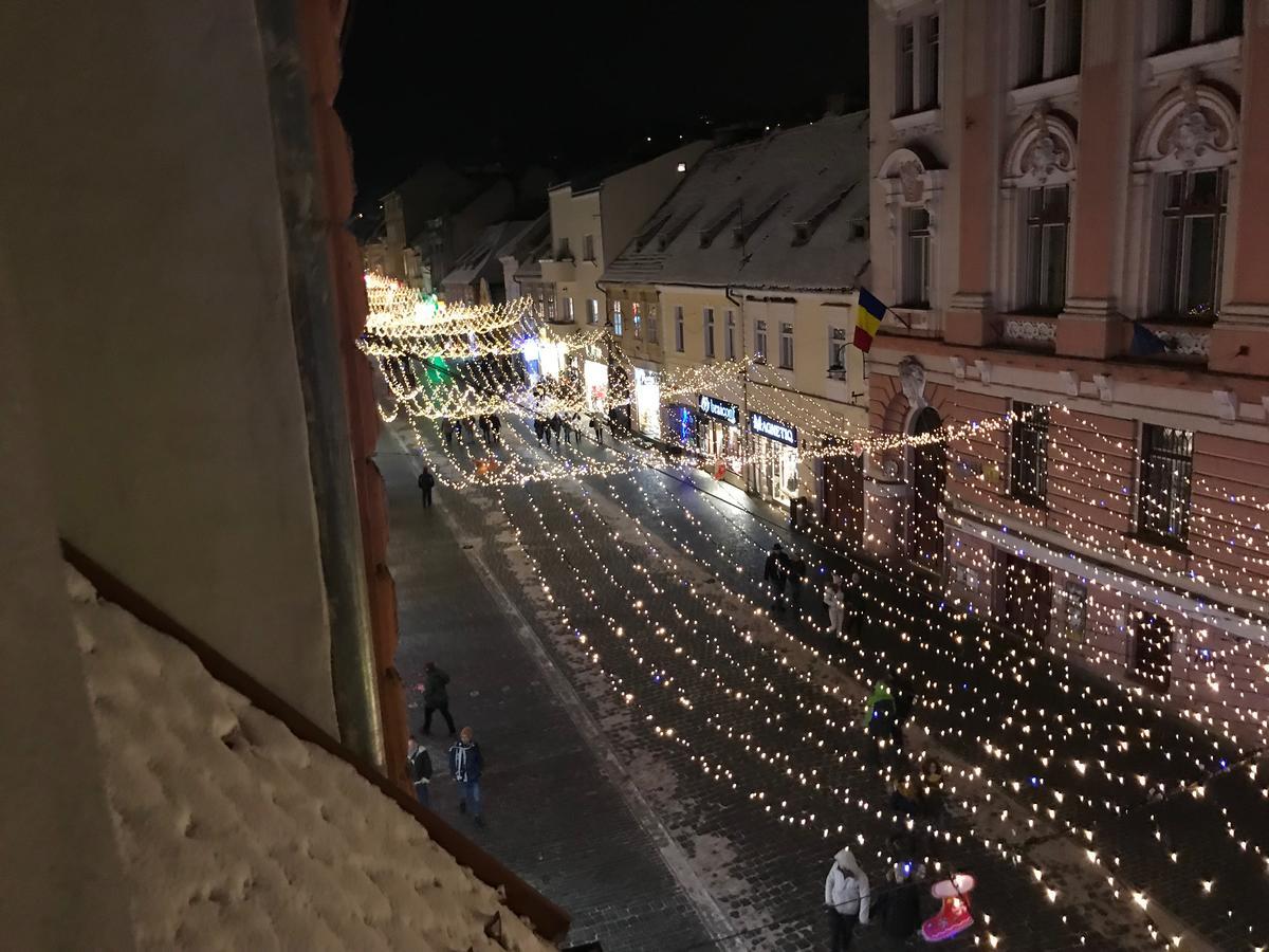 House 54 Hotel Brasov Bagian luar foto