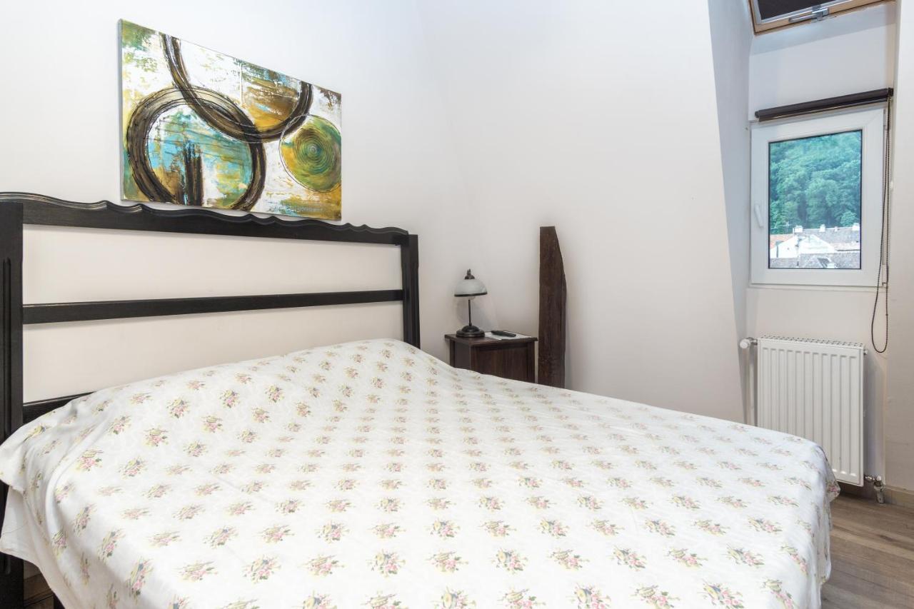 House 54 Hotel Brasov Bagian luar foto